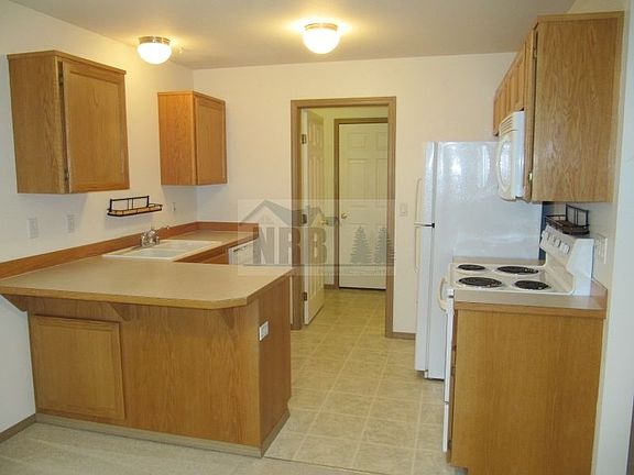 3rd image of 7004 To 7006 126th St E