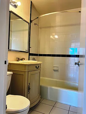 Rented by Prime Realty | media 11