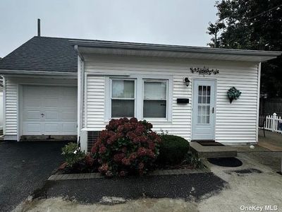21 Prospect Ave, East Rockaway, NY, 11518