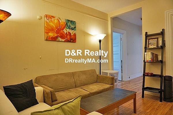 2nd image of 1801 Massachusetts Ave #1800-32