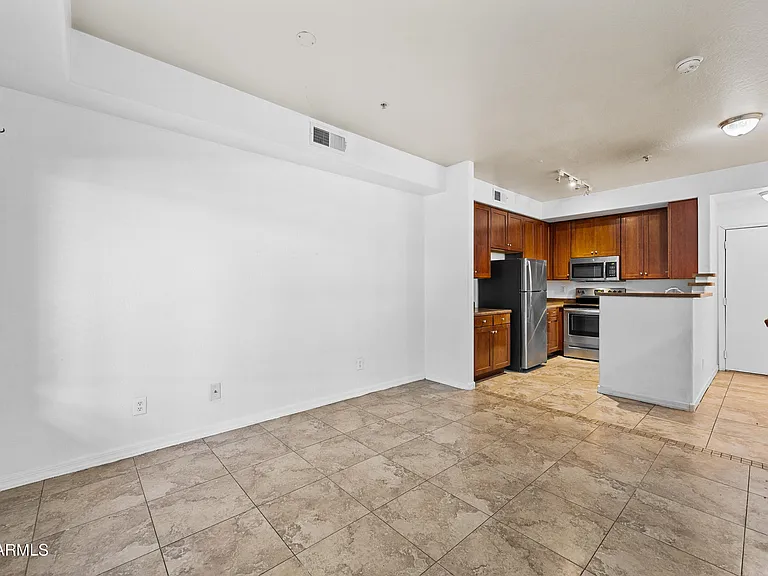 4608 W Maryland Ave #1177 — Photo 2