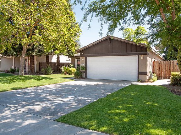 3rd image of 3823 W Elowin Ave