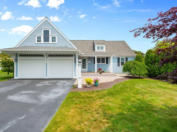 101 Polaris Drive, Mashpee, MA 02649