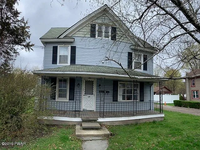630 W Main St photo 1