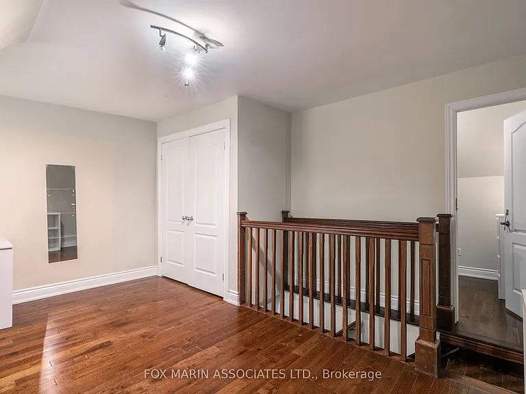 31 Browning Ave — Photo 25