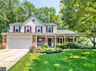 6115 Holly Tree Dr, Alexandria, VA 22310
