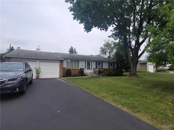 2621 Colorado St, Allentown, PA 18103