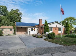 132 Chatham Rd, Turnersville, NJ 08012