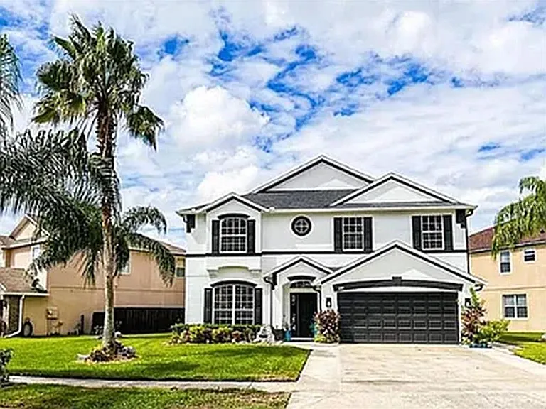 5198 Adair Oak Dr — Photo 2