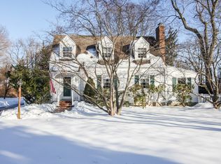 11 Beechwood Rd, Florham Park, NJ 07932