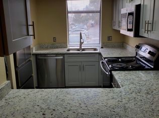 433 S Kittredge St APT B, Aurora, CO 80017