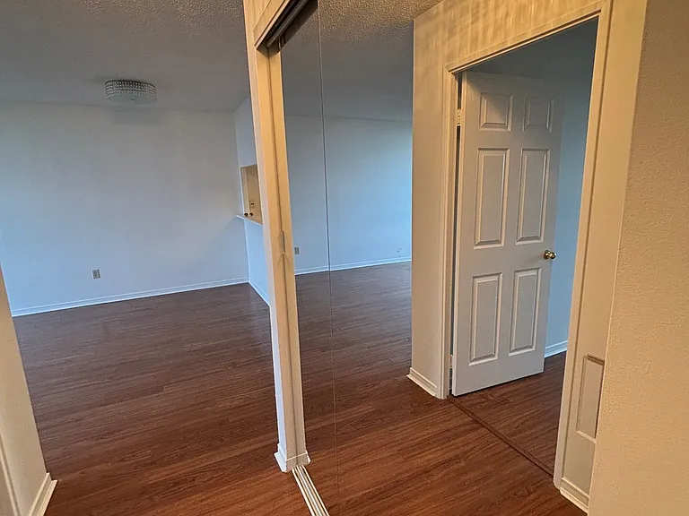 250 Webb Dr #701 — Photo 3