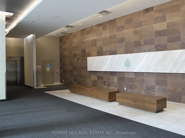 20 Joe Shuster Way #915 — Photo 24
