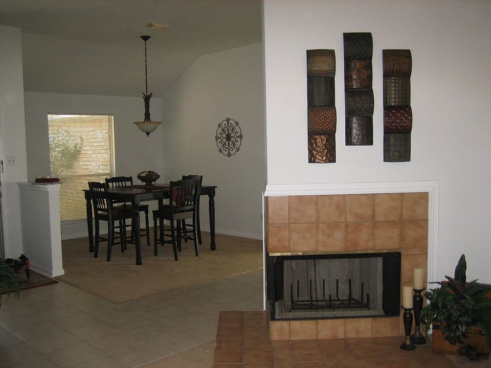 Gas FP & formal dining