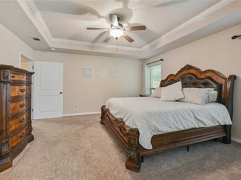 2214 Brougham Pl — Photo 14