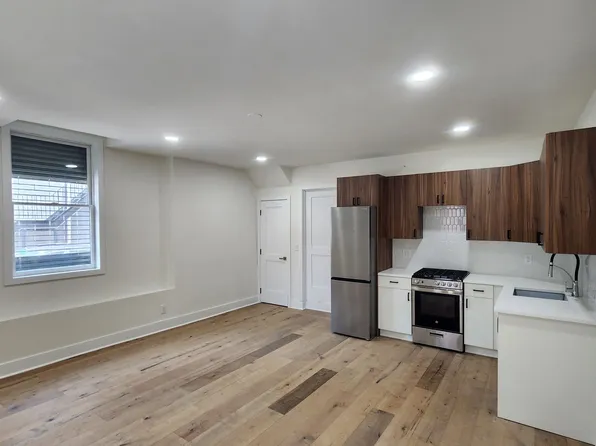 909 S 12th St #1, Philadelphia, PA 19147