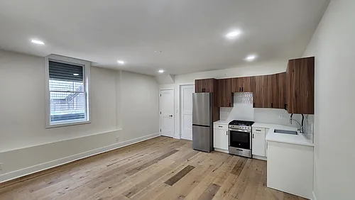 909 S 12th St #1 Photo 1