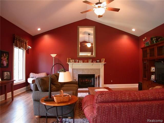 1st image of 10102 Dorchester Ct