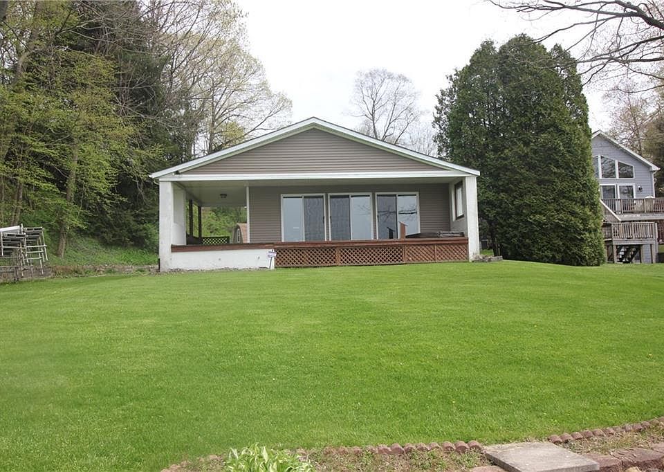 1st image of 12179 Eastside Dr