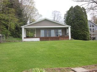 12179 Eastside Dr, Conneaut Lake, PA 16316
