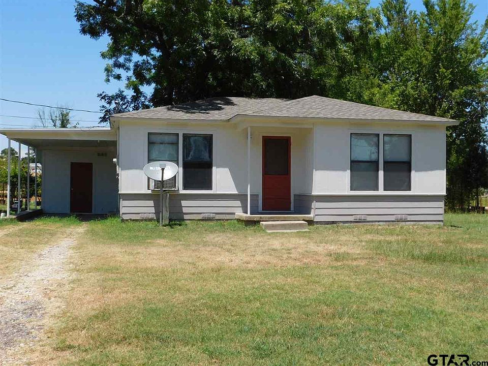 1st image of 220 W Tawakoni Dr