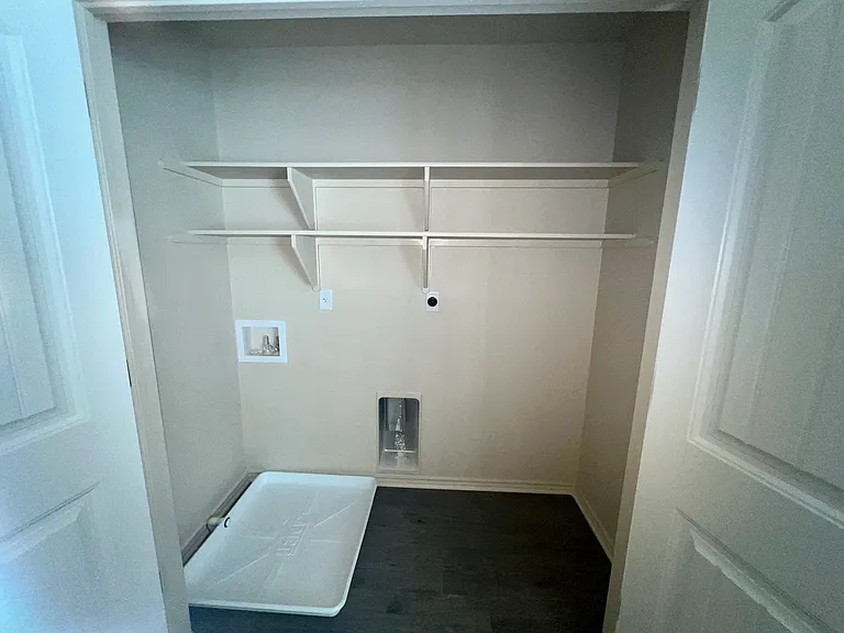 1708 Montell St #A — Photo 9