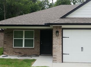300 NE 4th St #B, Pryor, OK 74361