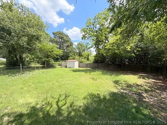3 bed, 1.0 bath, 1346 sqft, $1,450 — Photo 3