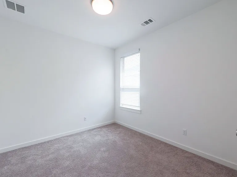124 Rosebush Dr — Photo 22