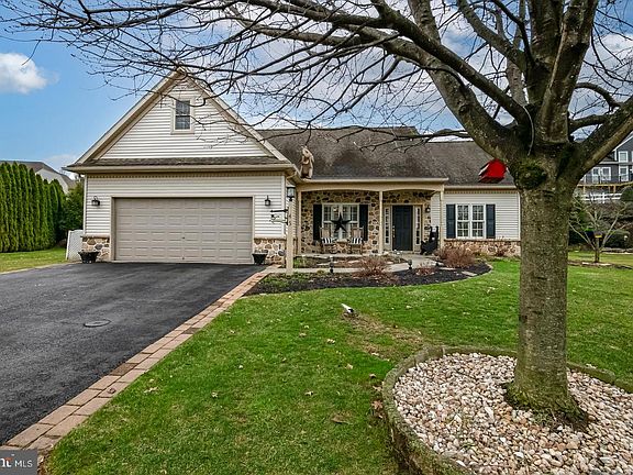 2nd image of 45 Thea Ct