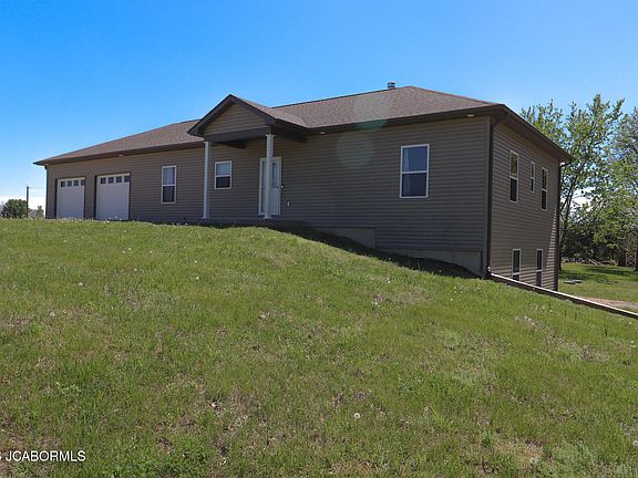 2nd image of 5704 County Road 262
