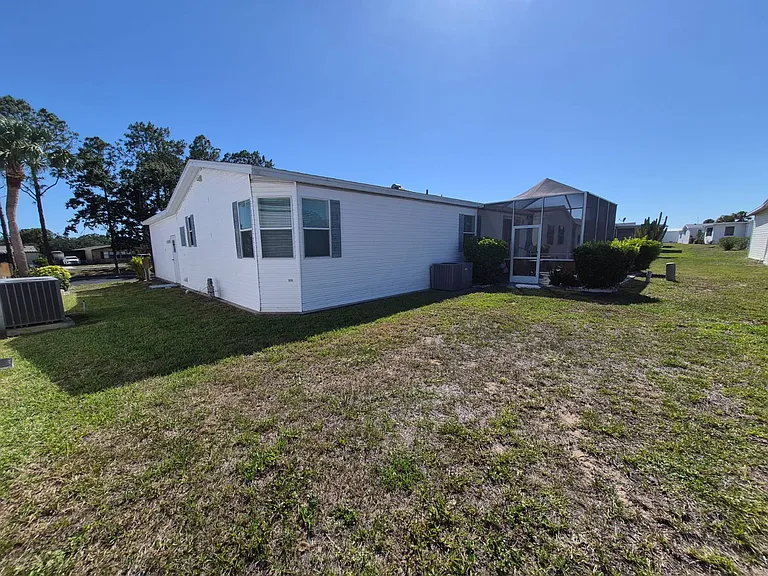 2113 Sawgrass Ln — Photo 6