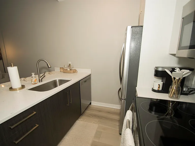 113 W Wayne St #404 — Photo 11