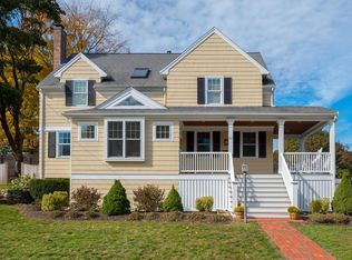 40 Fairview St, Hingham, MA 02043