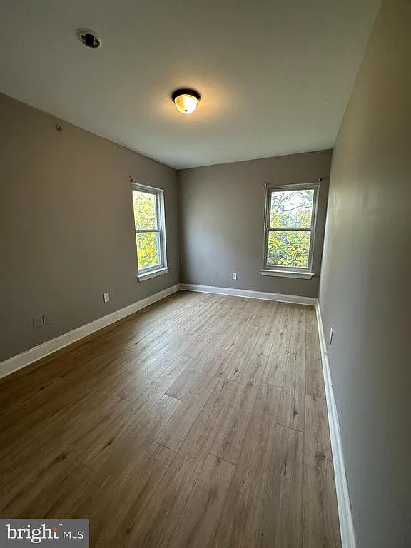 4 bed, 2.0 bath, 3126 sqft, $2,500 — Photo 2
