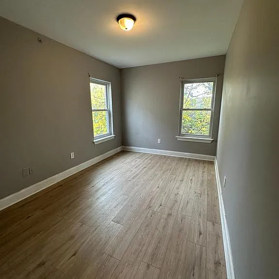 3808 Spring Garden St — Photo 2