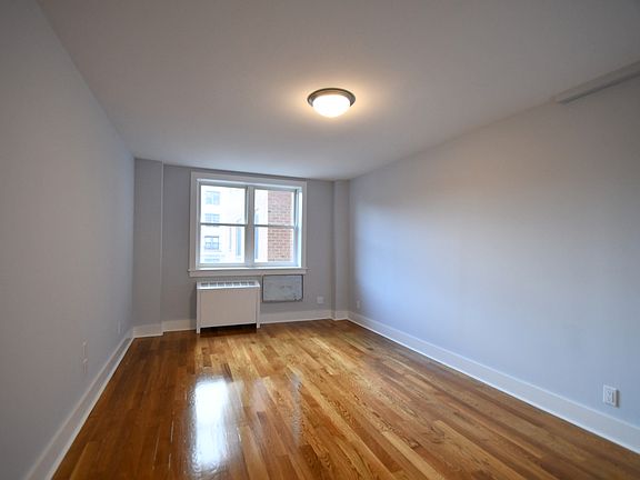 5th image of 345 Main St #Wpc-0lc