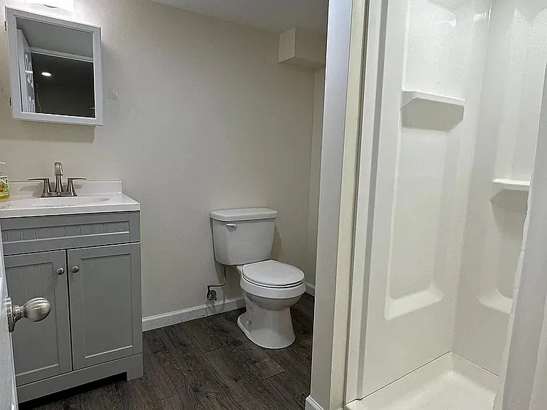 12 Grant St #1 — Photo 3
