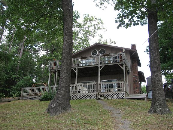 View of back of home