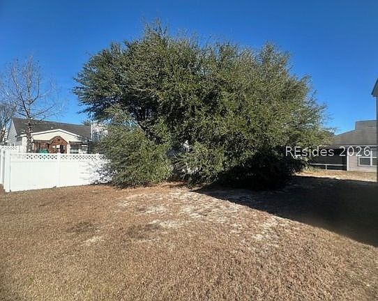 2nd image of 126 Rocking Horse Ln