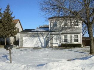 119 Borris Cir, Streamwood, IL