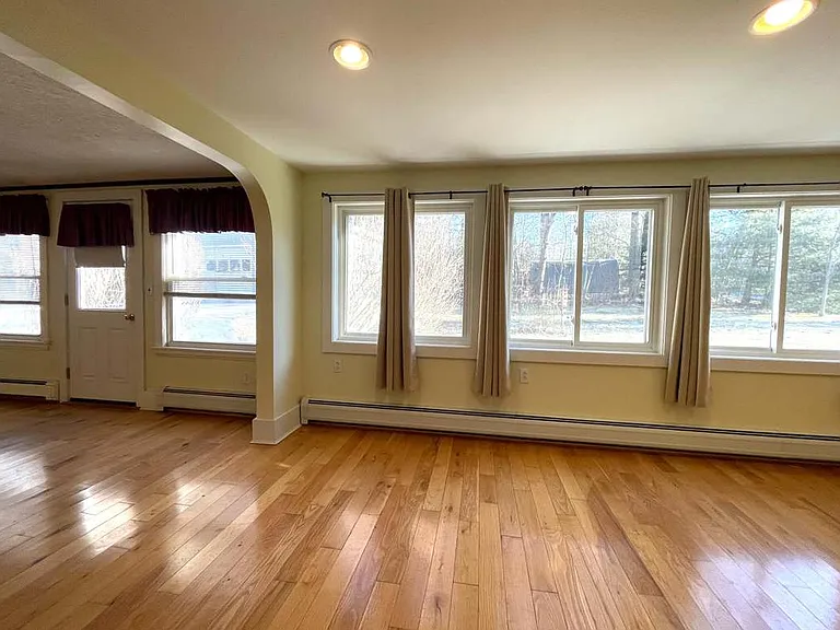 732 Highland Ave — Photo 19