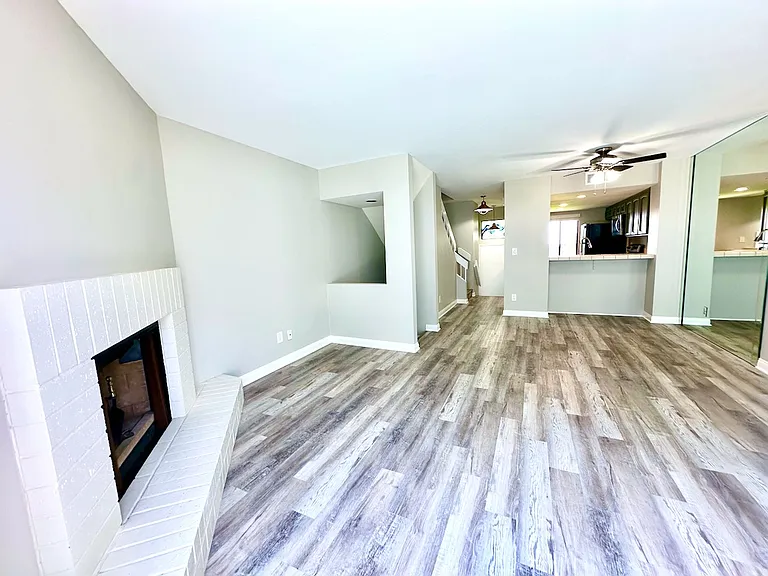 821 America Way — Photo 9
