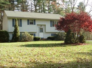 90 Long Hill Rd, Brookfield, MA 01506