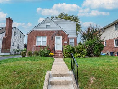 43 Orchid Lane, New Hyde Park, NY, 11040