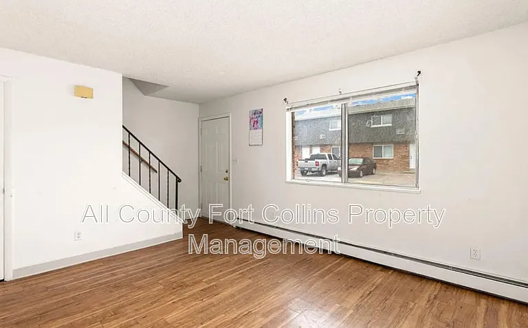 706 37th Ave #1 — Photo 3