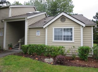 1812 S 284th Ln APT C104, Federal Way, WA 98003