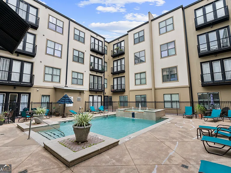 5300 Peachtree Rd #2303 — Photo 7