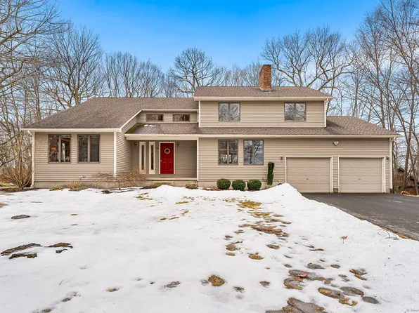 25 Laurel Crest, Burlington, CT 06013