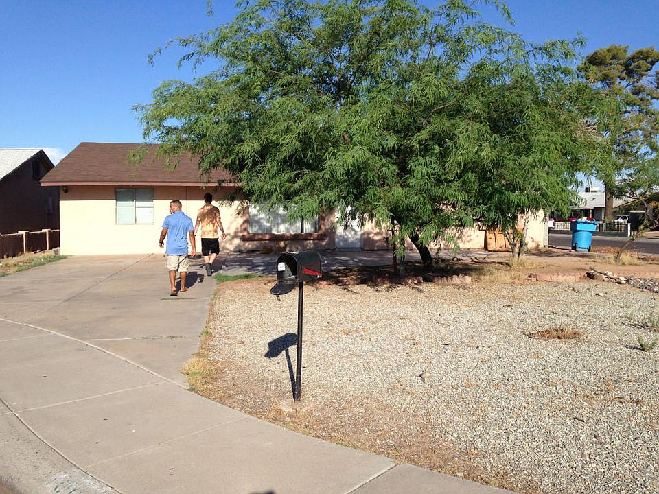1st image of 1609 N 52nd Dr